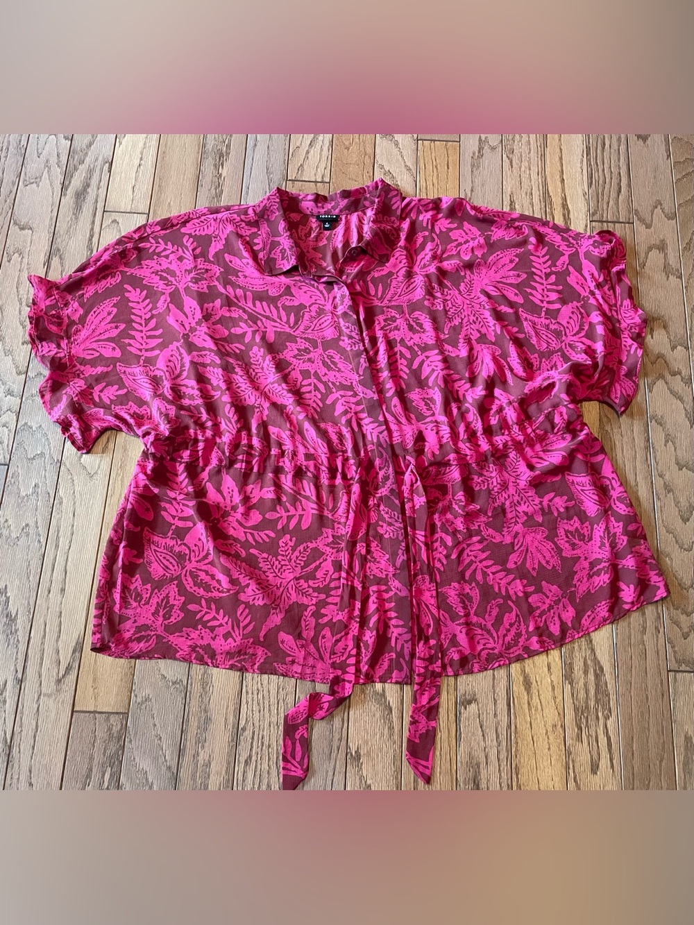 Torrid Pink & Plum Tropical Leaf Drawstring Button-Front Blouse - Size 4 (4X)